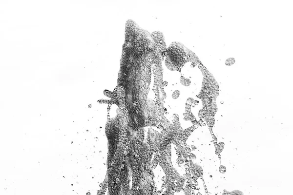 su dans ediyor. Çeşme