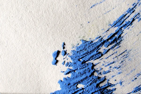 Esguicho de tinta aquarela abstrata no fundo do papel. Macro, close-up. — Fotografia de Stock