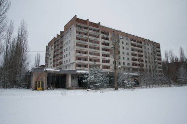 Pripyat, Ukrayna 'da terk edilmiş bir bina