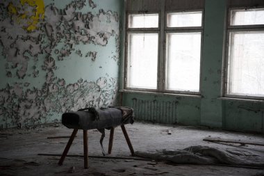 Chernobyl, terk edilmiş eğitmen odanın iç