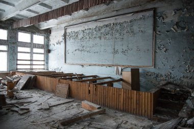 Chernobyl, terk edilmiş eğitmen odanın iç