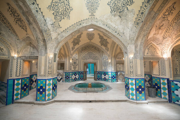 Кашан, Иран, 29 апреля 2018 года: Баня Султана Амира Ахмада в Кашане, Иран
