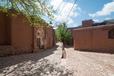 İran 'ın orta kesimindeki Abyaneh dağ köyü. UNESCO dünya mirası sahası