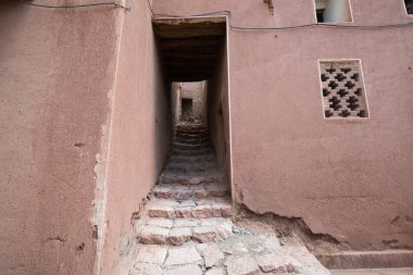 İran 'ın orta kesimindeki Abyaneh dağ köyü. UNESCO dünya mirası sahası