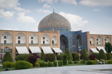 : Esfahan, Iran - 1 Mayıs 2018: Isfahan (Cuma Camii) Jameh Camii, en eski Camisi biri hala ayakta İran'ın