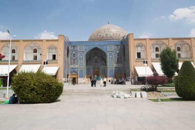 : Esfahan, Iran - 1 Mayıs 2018: Isfahan (Cuma Camii) Jameh Camii, en eski Camisi biri hala ayakta İran'ın