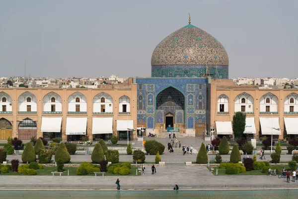 Isfahán Irán Abril 2018 Mezquita Sheikh Lotfollah Plaza Naghsh Jahan — Foto de Stock