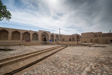 Kirman Eyaleti, Iran eski adobe kalede Rayen Castle (Arg-e Rayen Farsça) olduğunu.