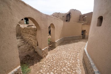 Kirman Eyaleti, Iran eski adobe kalede Rayen Castle (Arg-e Rayen Farsça) olduğunu.