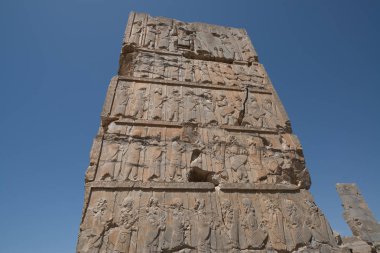 Persepolis, İran, 5 Mayıs 2018: Persepolis eski Achaemenid krallığının başkentidir. İran'ı görmek. Antik İran. Mavi gökyüzü ve bulutlar arka plan