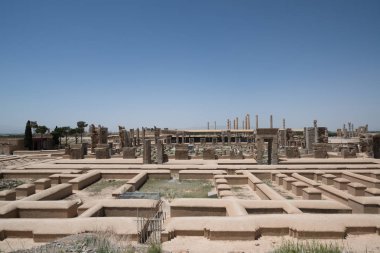 Persepolis eski Ahameniş Krallık başkentidir. Iran görme. Antik Pers. Mavi gökyüzü ve bulutlar arka plan