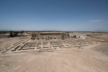 Persepolis eski Ahameniş Krallık başkentidir. Iran görme. Antik Pers. Mavi gökyüzü ve bulutlar arka plan