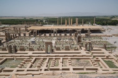 Persepolis, İran, 5 Mayıs 2018: Persepolis eski Achaemenid krallığının başkentidir. İran'ı görmek. Antik İran. Mavi gökyüzü ve bulutlar arka plan