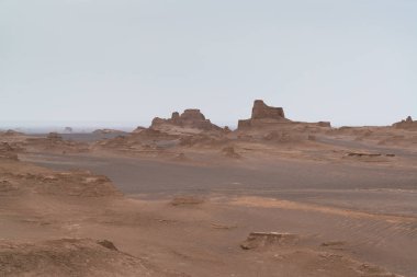 Muhteşem Dasht-e Lut çöller, ünlü için onun kaya oluşumları Kerman İran, dünyada hotest yerlerinden city yakınındaki Kaluts veya Kalouts olarak