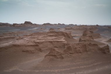 Muhteşem Dasht-e Lut çöller, ünlü için onun kaya oluşumları Kerman İran, dünyada hotest yerlerinden city yakınındaki Kaluts veya Kalouts olarak