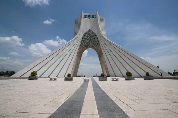 Тееран Іран Травня 2018 Азаді Вежа Розташована Площі Азаді Тегерані — стокове фото