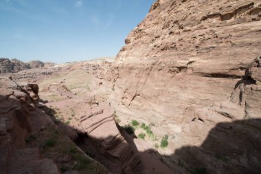 Güney İsrail'de Ölü deniz yakınında Qumran mağaraları