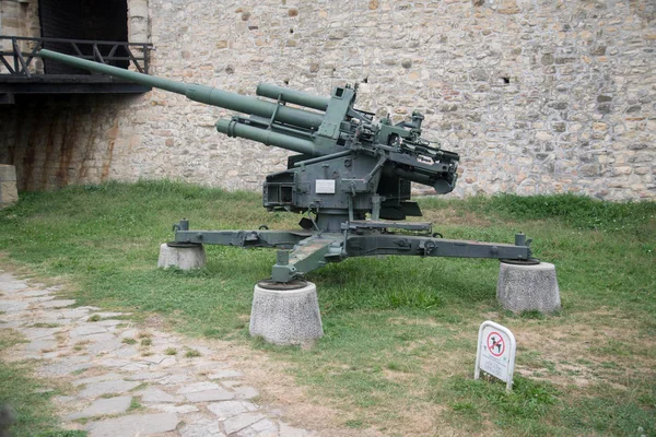 ベオグラード セルビア Circa 9月2016 カレメグダン公園のベオグラード要塞で軍事博物館の博覧会 — ストック写真