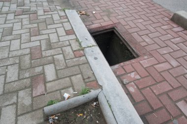 Prishtina, Kosova, 18 Mart 2017: Priştina şehir merkezine bakış