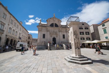 Dubrovnik, Hırvatistan - yaklaşık Temmuz 2016: Dubrovnik'teki eski şehir sokakları, Unesco Dünya Mirası alanı