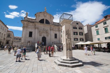 Dubrovnik, Hırvatistan - yaklaşık Temmuz 2016: Dubrovnik'teki eski şehir sokakları, Unesco Dünya Mirası alanı