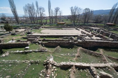 Antik Yunan kenti Heraclea Lyncestis manastır, Makedonya kalıntıları