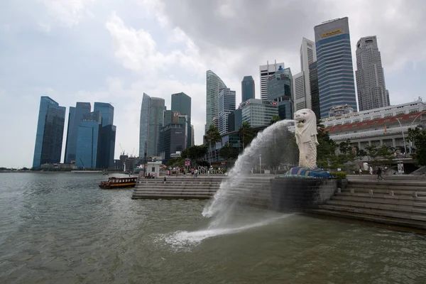 Singapore Circa Januari 2015 Merlion Fontein Skyline Van Singapore Merlion — Stockfoto