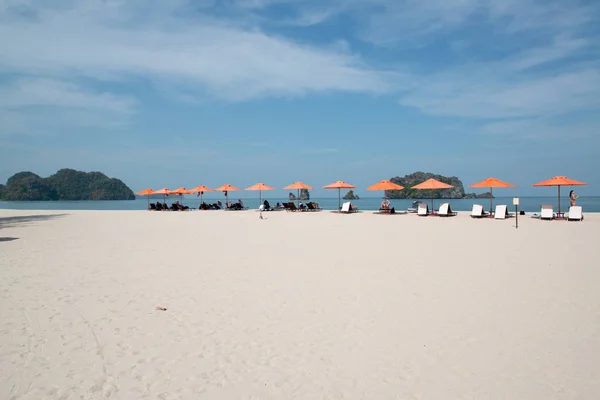 Belle Plage Île Tropicale Avec Eau Émeraude Thaïlande Concept Vacances — Photo