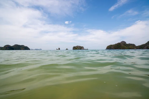 Krásnou Oblohu Mořskou Krajinu Thajsku Koncepce Dovolené — Stock fotografie