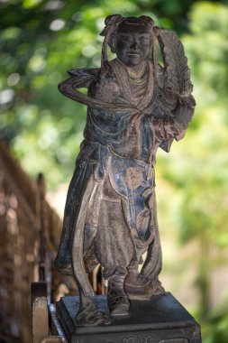 Tayland - Circa Şubat 2016: Tayland'da bir Budist tapınağında insanlar