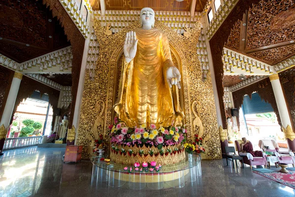 Thailand Circa February 2016 People Buddhist Temple Thailand — Stock Photo, Image