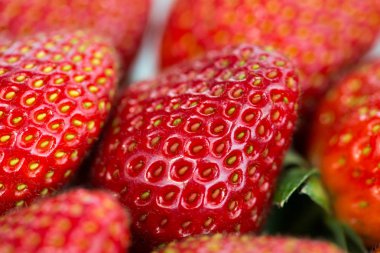 taze olgun çilek görünümü kapatın