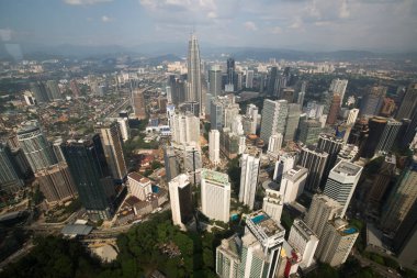 Kuala Lumpur, Malezya - Ocak 2015: Kuala Lumpur, Malezya 'daki modern bina 