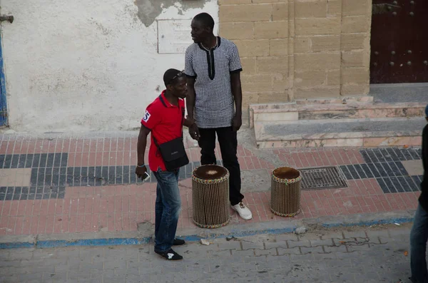 Essaouira Marokkó Circa Május 2013 Tipikus Utcája Essaouira Kávék Éttermek — Stock Fotó