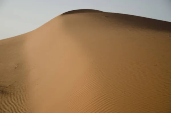 Пейзаж Пустыни Сахара Голубым Небом Дюны Фон — стоковое фото