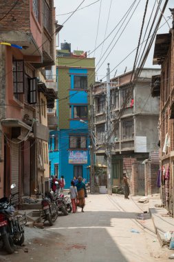 Katmandu, Nepal-Mayıs 11, 2017: Nepal başkenti Thamel sokak, Kathmandu 