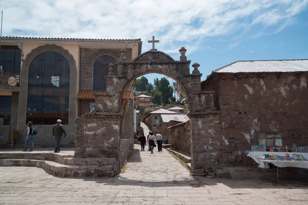 Taquile Peru Circa Septiembre 2017 Arco Isla Taquile Lago Titicaca — Foto de Stock