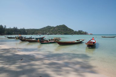 Krabi, Tayland - Circa Şubat 2016: Railay plajı tayland'ın başlıca tatil beldelerinden biri, Krabi, Tayland