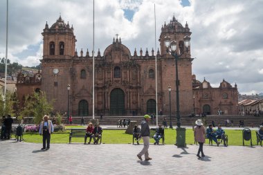 Cusco, Peru-Eylül 2017 yaklaşık: Plaza de Armas, Cusco, Peru, Güney Amerika 'daki katedral Kilisesi 