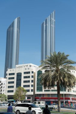 Abu Dabi - 16 Haziran 2014 - 16 Haziran 2014'te Abu Dabi'de Shining Towers binası