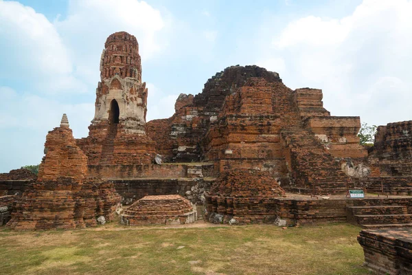 Wat Ratchaburana Tempel Ayutthaya Thailand — Stockfoto