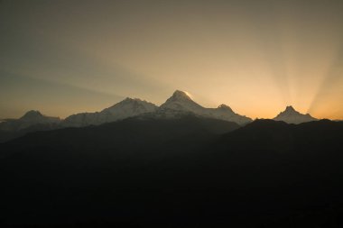 Dhaulagiri (8167m) Nepal Himalaya Annapurna kutsal trek Poon Hill dağ
