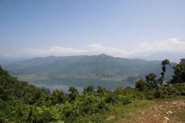 Himalaya Dağı üzerinde panoramik manzara 