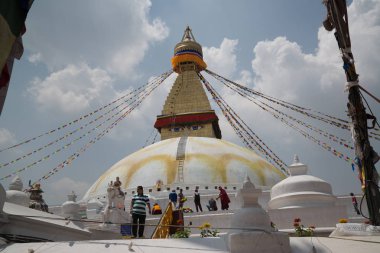 Katmandu, Nepal, yaklaşık Mayıs 2017: Kathmandu, Nepal içinde Swayambhunath Stupa görünümü