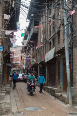 Katmandu, Nepal, Mayıs 11, 2017: Nepal başkenti Thamel sokak, Kathmandu