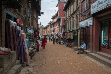 Katmandu, Nepal, Mayıs 11, 2017: Nepal başkenti Thamel sokak, Kathmandu