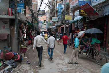 Katmandu, Nepal, Mayıs 11, 2017: Nepal başkenti Thamel sokak, Kathmandu