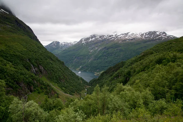 Geiranger Fiordo Hermosa Naturaleza Noruega —  Fotos de Stock