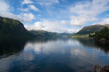 Norveç doğanın güzel manzara görünümü