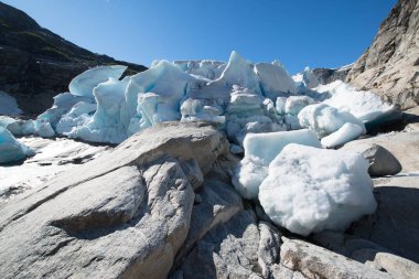 Manzaraya Nigardsbreen buzul Jostedalsbreen Milli Parkı, Norveç